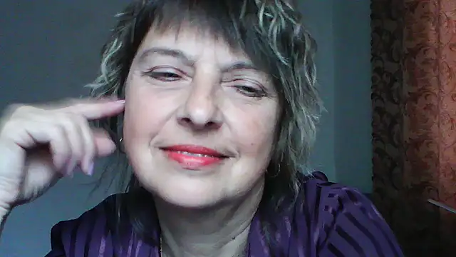 Snapshot of ElizabethGorden chatting on 12, 5, 2026 ElizabethGorden online show from 12, 5, 2026