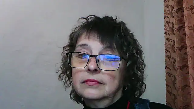 Snapshot of ElizabethGorden chatting on 3, 6, 2026 ElizabethGorden online show from 3, 6, 2026