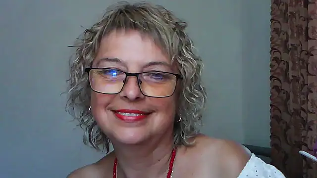 Snapshot of ElizabethGorden chatting on 2, 7, 2026 ElizabethGorden online show from 2, 7, 2026