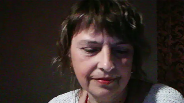 Snapshot of ElizabethGorden chatting on 7, 5, 2026 ElizabethGorden online show from 7, 5, 2026