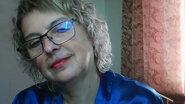 Snapshot of ElizabethGorden chatting on 20, 6, 2026 ElizabethGorden online show from 20, 6, 2026