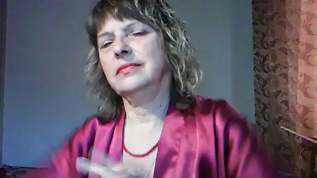 Snapshot of ElizabethGorden chatting on 15, 5, 2026 ElizabethGorden online show from 15, 5, 2026