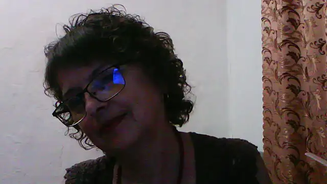 Snapshot of ElizabethGorden chatting on 21, 5, 2026 ElizabethGorden online show from 21, 5, 2026