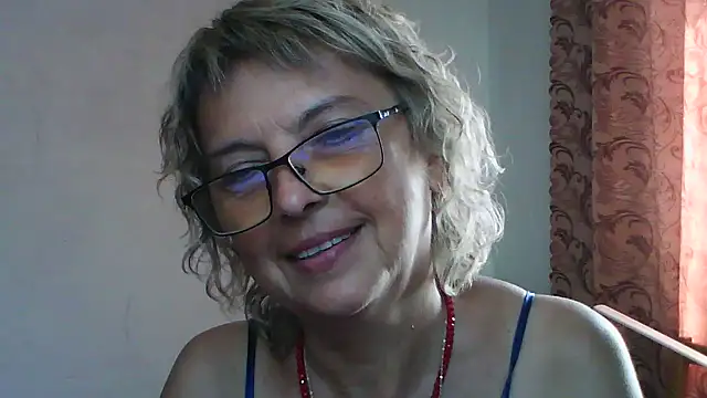 Snapshot of ElizabethGorden chatting on 19, 7, 2026 ElizabethGorden online show from 19, 7, 2026