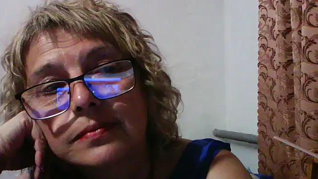 Snapshot of ElizabethGorden chatting on 27, 6, 2026 ElizabethGorden online show from 27, 6, 2026