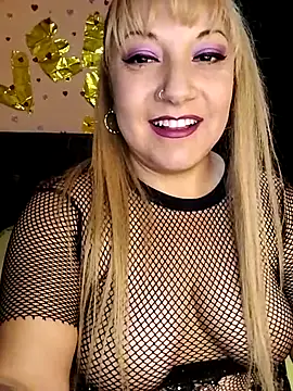 Snapshot of Venuss_Milf chatting on 28, 6, 2026 Venuss Milf online show from 28, 6, 2026