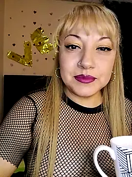 Snapshot of Venuss_Milf chatting on 2, 7, 2026 Venuss Milf online show from 2, 7, 2026