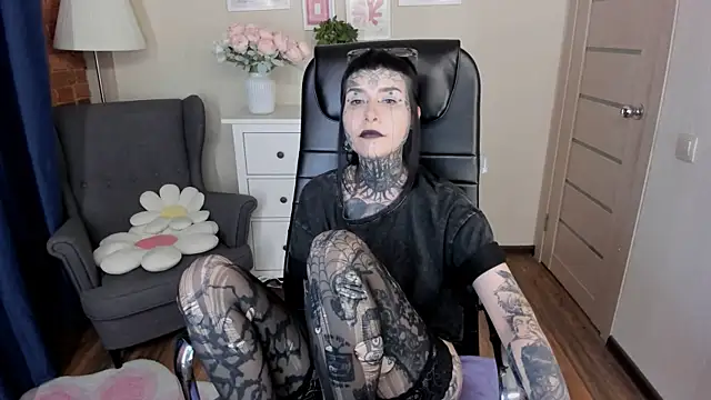 Snapshot of Bloood__Mary chatting on 23, 7, 2026 Bloood Mary online show from 23, 7, 2026