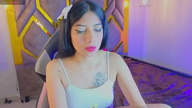 Ey Im simone  online show from 4, 5, 2026