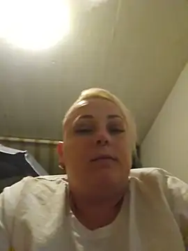 Lady Peggi online show from 13, 6, 2026