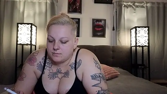Lady Peggi online show from 22, 5, 2026