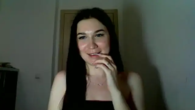 Snapshot of Katiee_Foxi chatting on 5, 6, 2026 Katiee Foxi online show from 5, 6, 2026