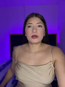 VioletaSanchez24 online show from 24, 6, 2026