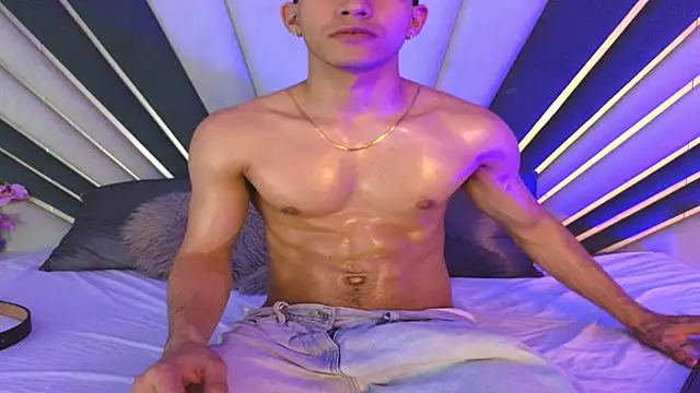Snapshot of Sebastian_Vega chatting on 27, 5, 2026 Sebastian Vega online show from 27, 5, 2026