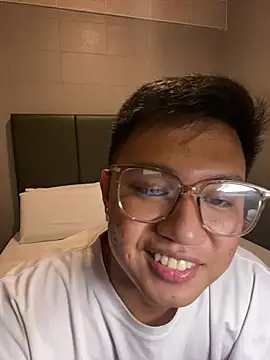 Wild Couple6969 online show from 4, 5, 2026