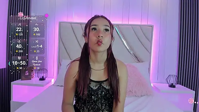 Anny bakers  online show from 13, 5, 2026