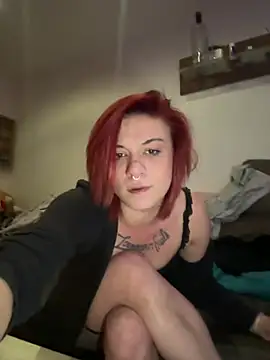 EmilyErdbeeree online show from 13, 5, 2026