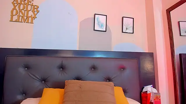 Snapshot of Boy_Mathew chatting on 18, 6, 2026 Boy Mathew online show from 18, 6, 2026