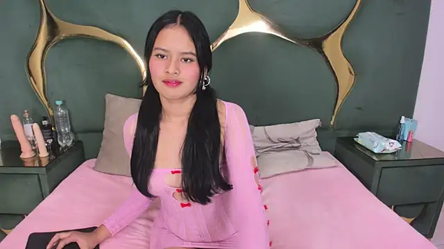 Snapshot of SweetLuna2 chatting on 13, 7, 2026 SweetLuna2 online show from 13, 7, 2026