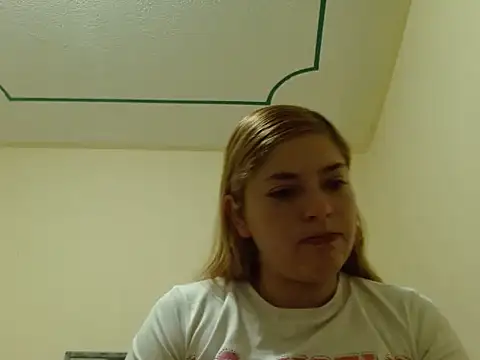 Snapshot of Catalina_sweet_ws chatting on 9, 5, 2026 Catalina sweet ws online show from 9, 5, 2026