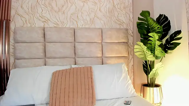 GinaSalanne online show from 28, 5, 2026