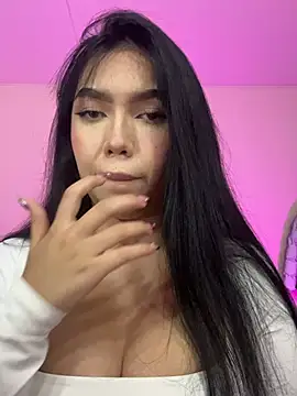 Snapshot of Tania_Tay chatting on 14, 5, 2026 Tania Tay online show from 14, 5, 2026