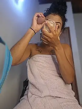 Alondra1810 online show from 19, 6, 2026