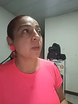 Snapshot of Tumilf chatting on 24, 6, 2026 Tumilf online show from 24, 6, 2026