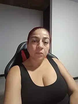 Snapshot of Tumilf chatting on 25, 6, 2026 Tumilf online show from 25, 6, 2026