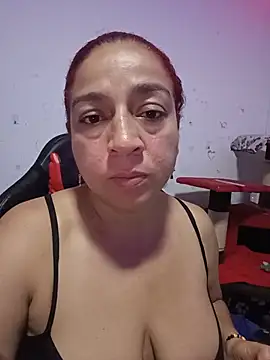 Snapshot of Tumilf chatting on 23, 6, 2026 Tumilf online show from 23, 6, 2026