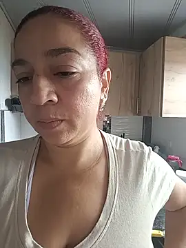 Snapshot of Tumilf chatting on 25, 6, 2026 Tumilf online show from 25, 6, 2026