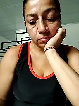 Snapshot of Tumilf chatting on 27, 5, 2026 Tumilf online show from 27, 5, 2026