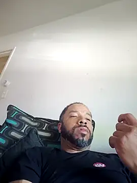 yoursexydaddy8181 online show from 4, 6, 2026