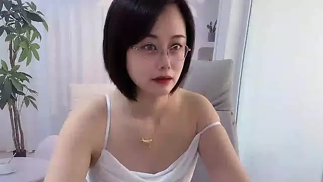 Snapshot of Naomi_Z chatting on 1, 6, 2026 Naomi Z online show from 1, 6, 2026