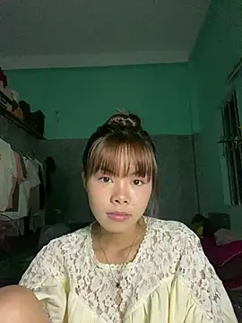 Snapshot of Cry_sexy chatting on 9, 5, 2026 Cry sexy online show from 9, 5, 2026