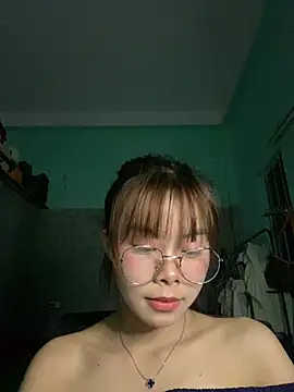 Snapshot of Cry_sexy chatting on 22, 5, 2026 Cry sexy online show from 22, 5, 2026