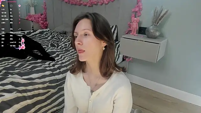 Snapshot of CortneyCagey chatting on 16, 6, 2026 CortneyCagey online show from 16, 6, 2026