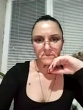 MillaMia45 online show from 17, 5, 2026