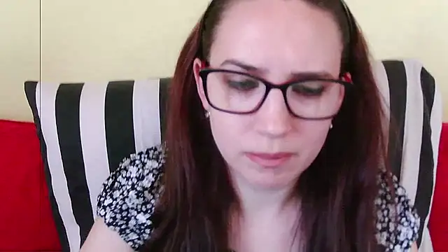 EmilyHotAngel online show from 24, 6, 2026