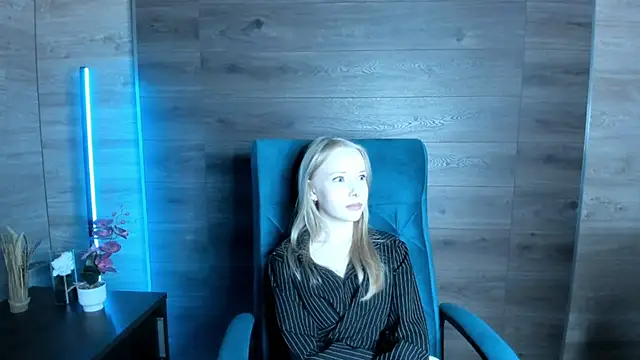 LovvieLov online show from 5, 5, 2026