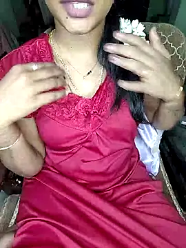 Snapshot of Tamil__Thara003 chatting on 4, 6, 2026 Tamil Thara003 online show from 4, 6, 2026