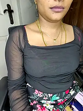 Snapshot of Tamil__Thara003 chatting on 21, 6, 2026 Tamil Thara003 online show from 21, 6, 2026