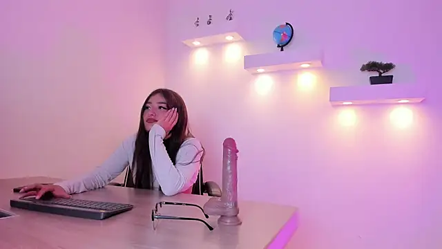 SoftPrincess online show from 7, 6, 2026