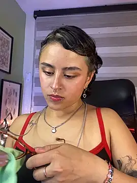 Lusiana   online show from 4, 6, 2026