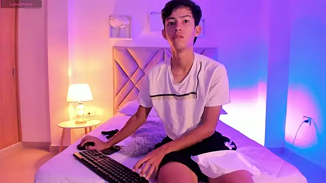 Baby noahtt online show from 3, 6, 2026