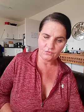 Velvet-Milf online show from 16, 6, 2026