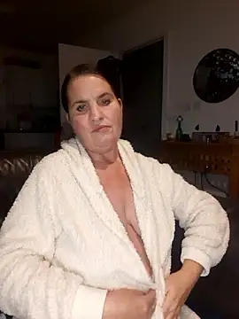 Velvet-Milf online show from 14, 6, 2026