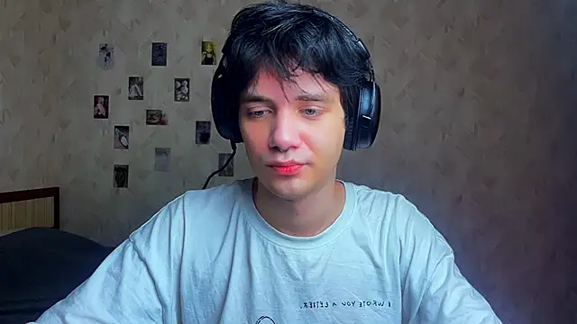 Snapshot of Zombde chatting on 30, 6, 2026 Zombde online show from 30, 6, 2026