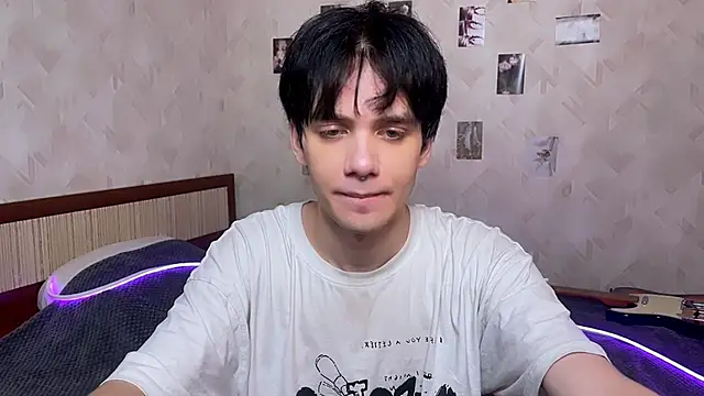 Snapshot of Zombde chatting on 16, 6, 2026 Zombde online show from 16, 6, 2026