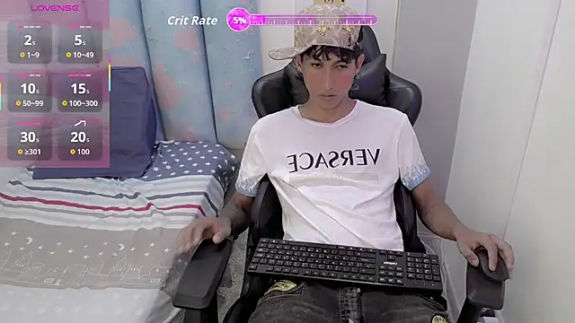Snapshot of liam_play chatting on 18, 6, 2026 liam play online show from 18, 6, 2026